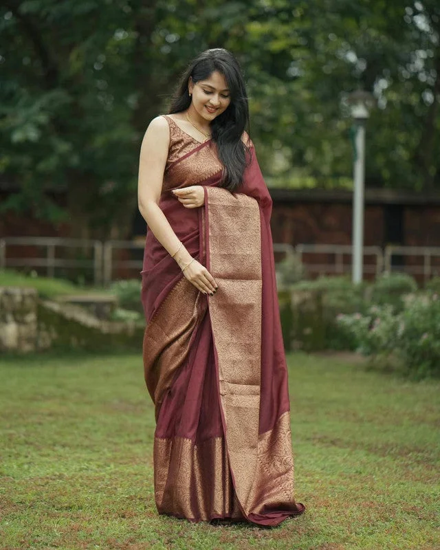 Women Banarasi Silk Woven Saree With Blouse Piece Stylish Wrap Blouse