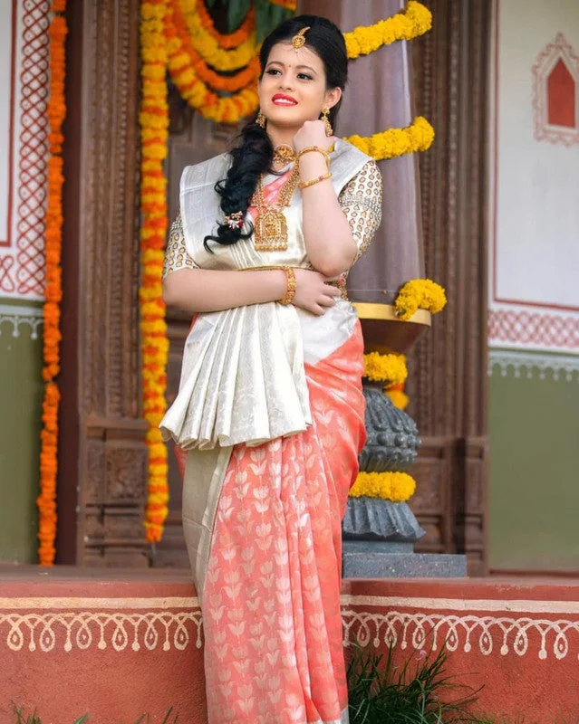 Women Banarasi Silk Woven Saree With Blouse Piece Casual Relaxed Blouse