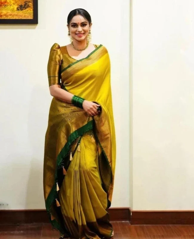 Women Banarasi Silk Woven Saree With Blouse Piece Modern Oversized Blouse