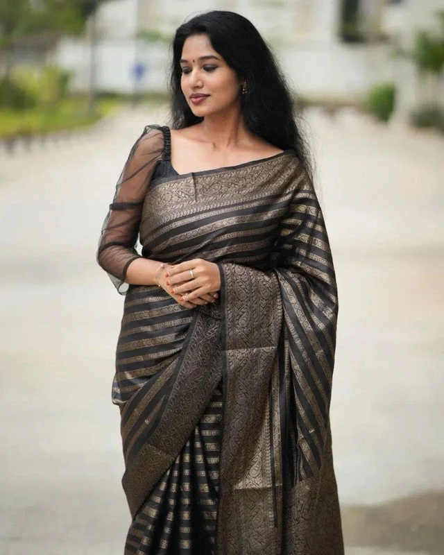 Women Banarasi Silk Woven Saree With Blouse Piece Pastel Color Blouse