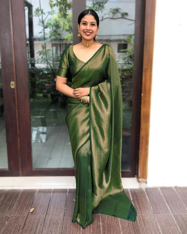 Women Banarasi Silk Woven Saree With Blouse Piece Modern Work Blouse