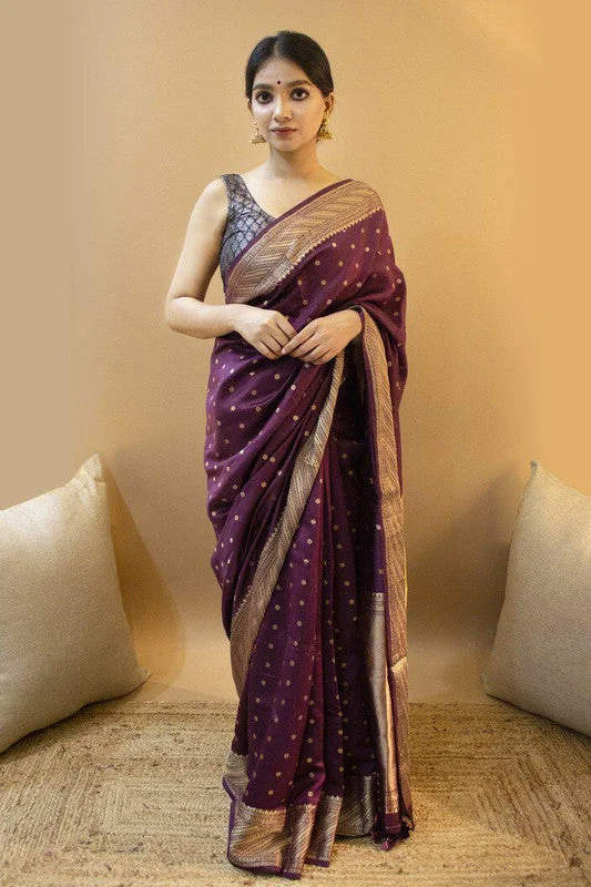 Women Banarasi Silk Woven Saree With Blouse Piece Pleated Collar Blouse