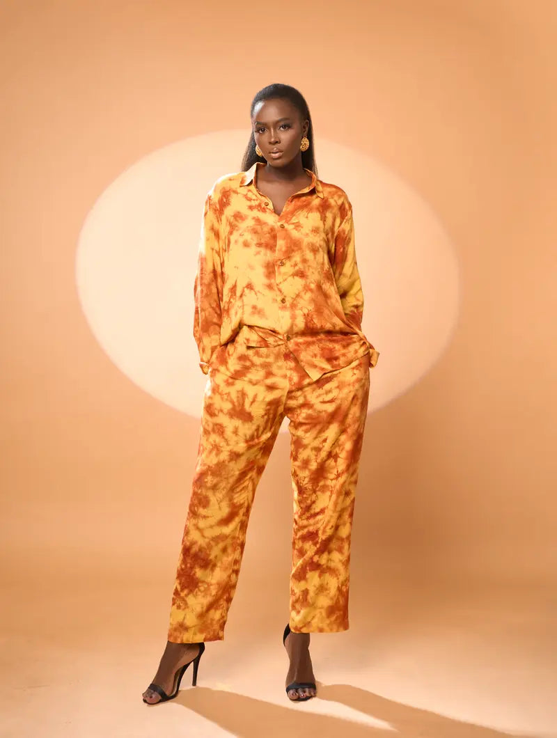 Thies Set with a Long-Sleeves Shirt and a Pants-- Ribbed Striped Patterned