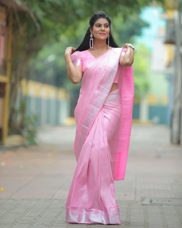 Women Banarasi Silk Woven Saree With Blouse Piece Peter Pan Blouse