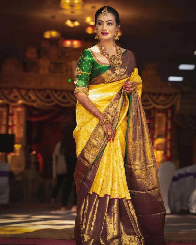 Women Banarasi Silk Woven Saree With Blouse Piece Backless Summer Blouse