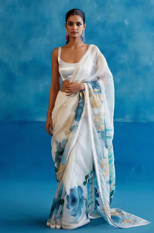 Women's Organza Digital print Lace White Saree With Blouse Piece Stretchy Fitted Blouse