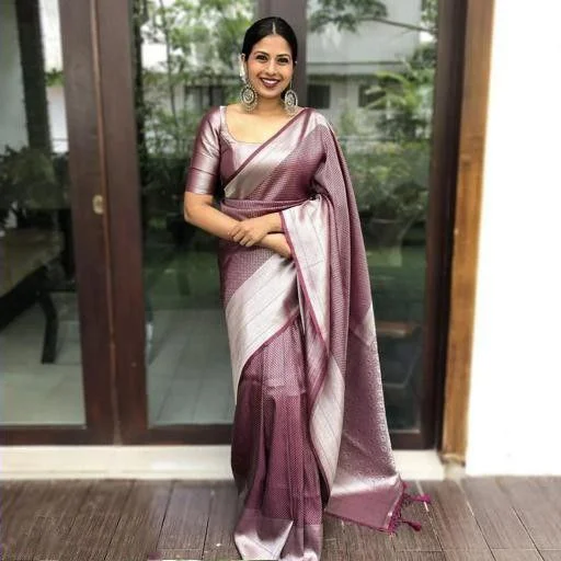 Women Banarasi Silk Woven Saree With Blouse Piece Soft Pastel Blouse