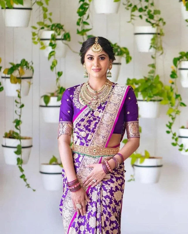 Women Banarasi Silk Woven Saree With Blouse Piece Pastel Color Blouse