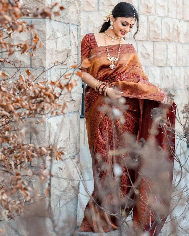 Women Banarasi Silk Woven Saree With Blouse Piece Chic Square Blouse