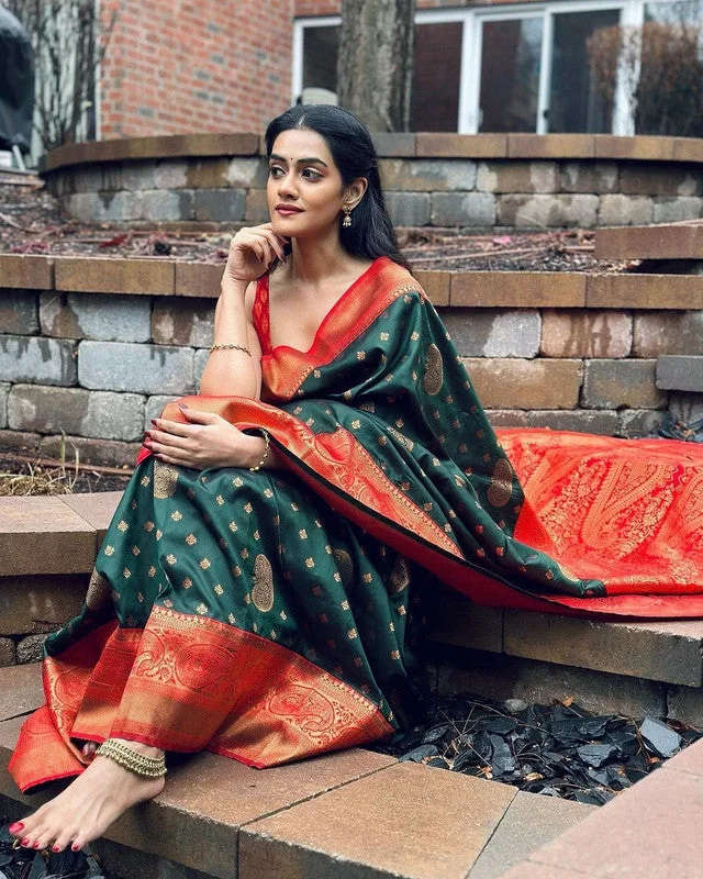 Women Banarasi Silk Woven Saree With Blouse Piece Feminine Puff Blouse