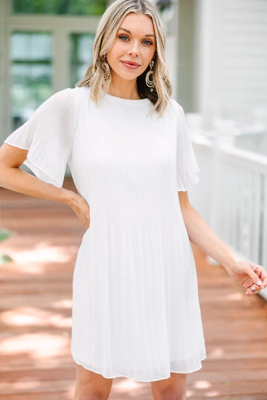 Now I See White Pleated Dress Crew Neckline Sporty