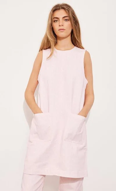 Enpump sl dress 6803 Turtleneck Neckline Stylish