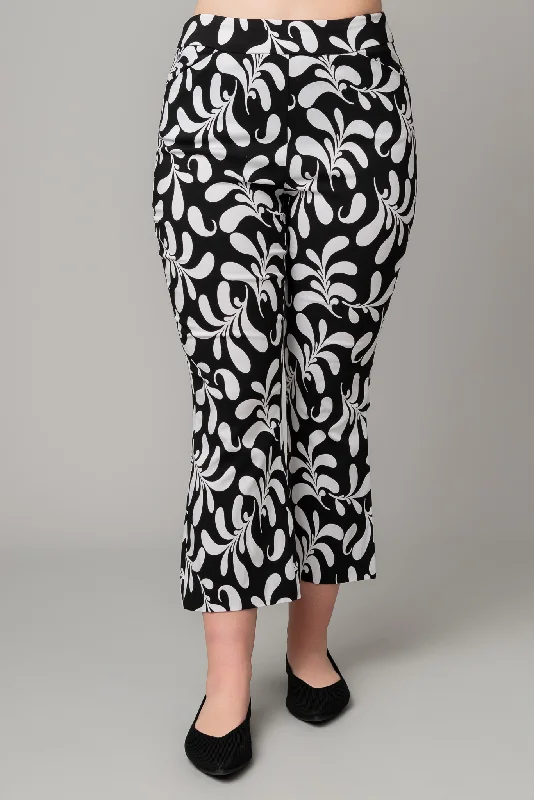 Pull On Millenium Crop Flare Pant in Motif Soft Stretch Leggings