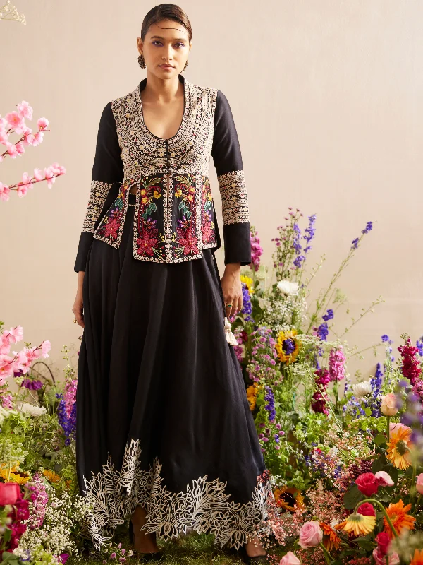 Black Contrast Cutwork Skirt casual skirt length