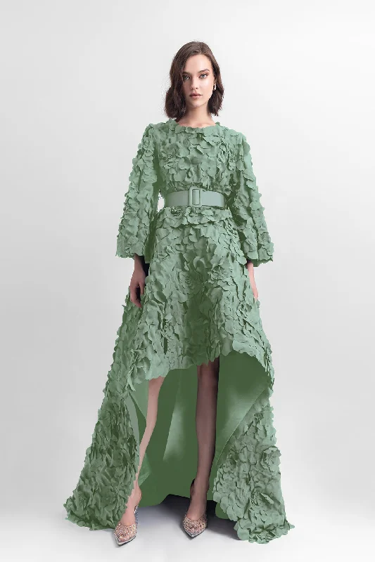 Laser-cut top with open-sleeve details, paired with a wide asymmetrical hemline laser-cut skirt and a detachable belt. maxi skirt elegant