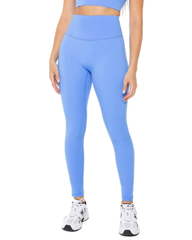 Aura Scrunch Leggings - Powder Blue