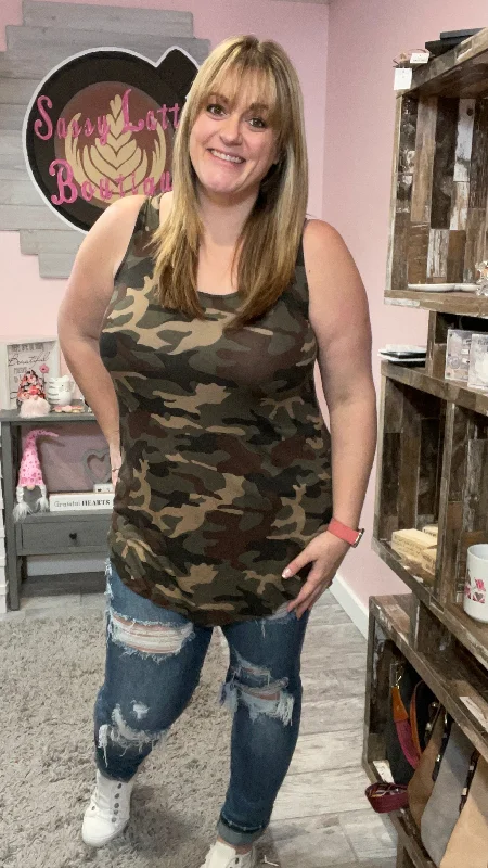 Camouflage Sleeveless Round Neck Top